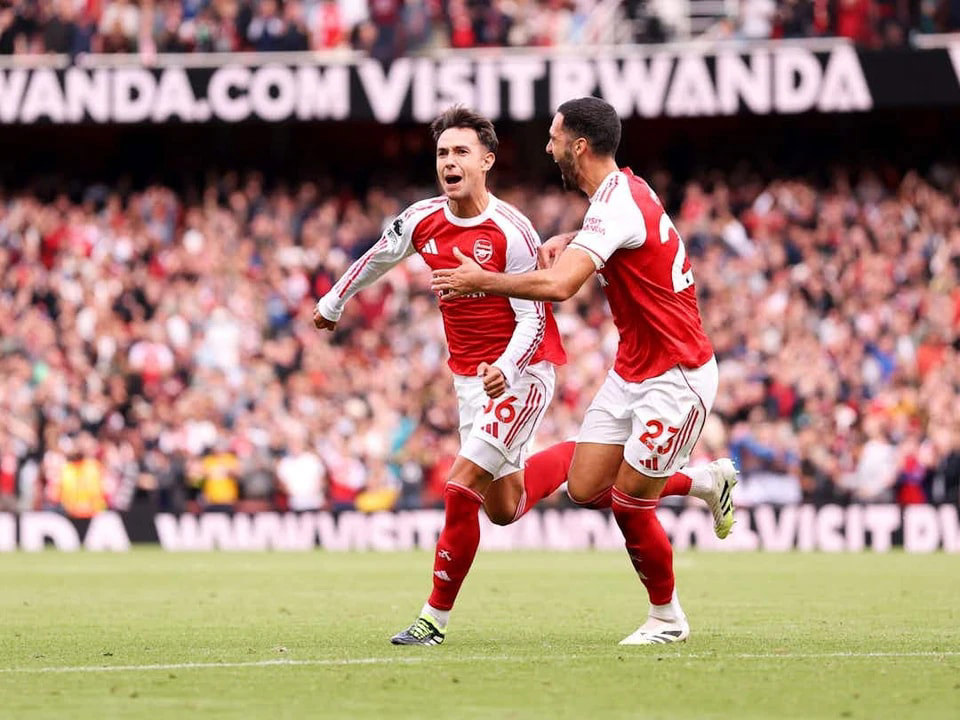 瓜迪奥拉战术智慧制胜：控球率不低，曼城以策略赢得平局